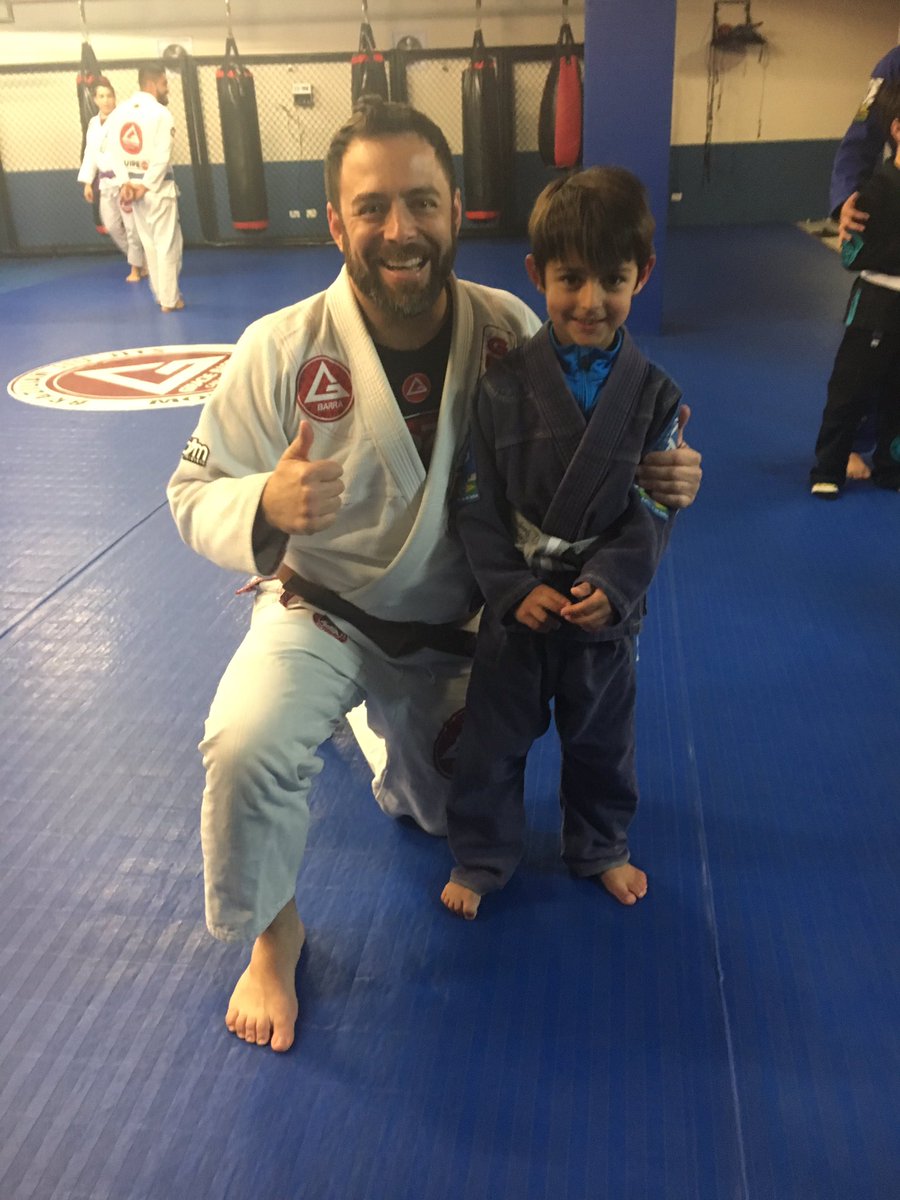 mauostos's tweet photo. Excelente examen de Jiujitsu, gracias a @GracieBarraMTY https://t.co/gRrK21vx7m