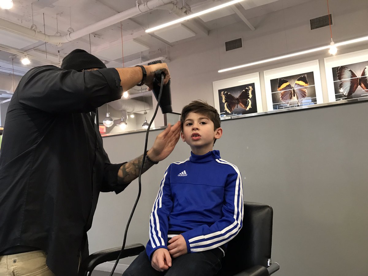 tkaplanofficial's tweet photo. Getting my do done @artandscience3 this cut is on fleek! #lotsofhair #artandscienceevanston #tylerkaplan #anthonyrocks #actorslife https://t.co/QUgTUURPuw