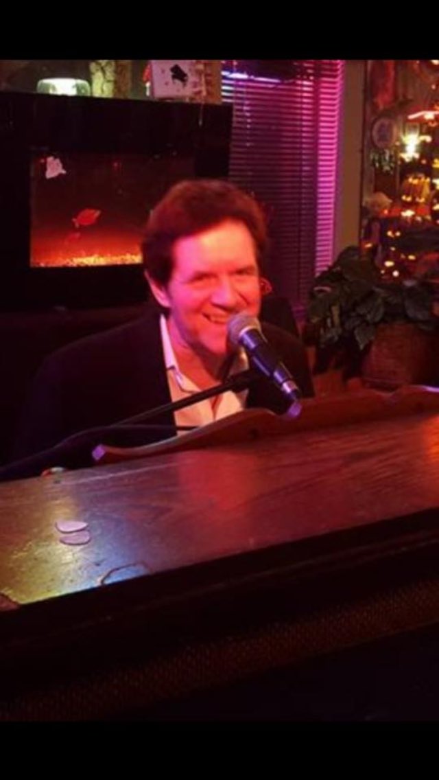 BobBishopMusic's tweet photo. Playing tonight 7-10 at Sky Harbor. Come on down! https://t.co/gA6i1DPky8