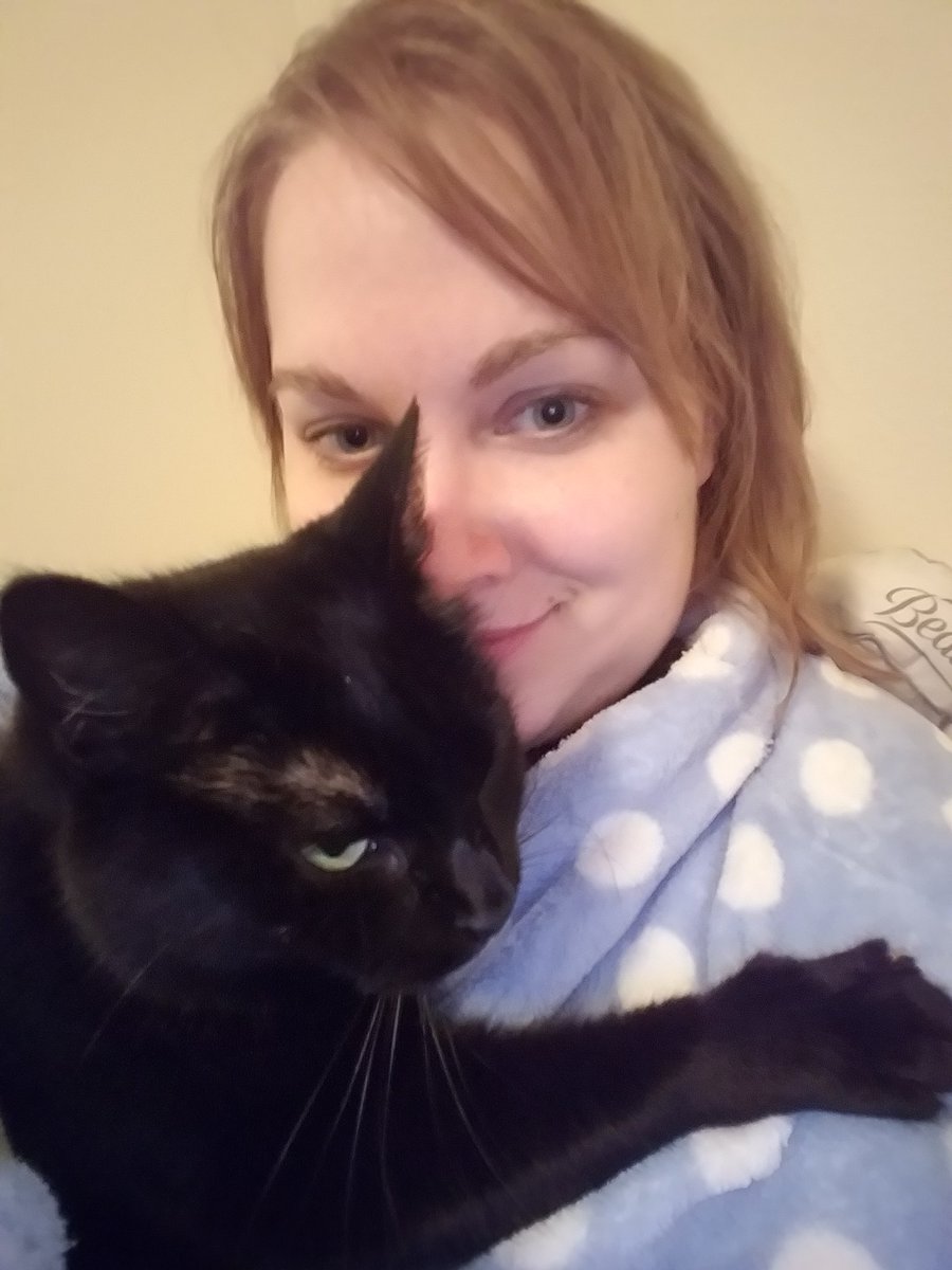 mellie_lia's tweet photo. For your #Caturday #dailysquee https://t.co/sBc2lpqWZW