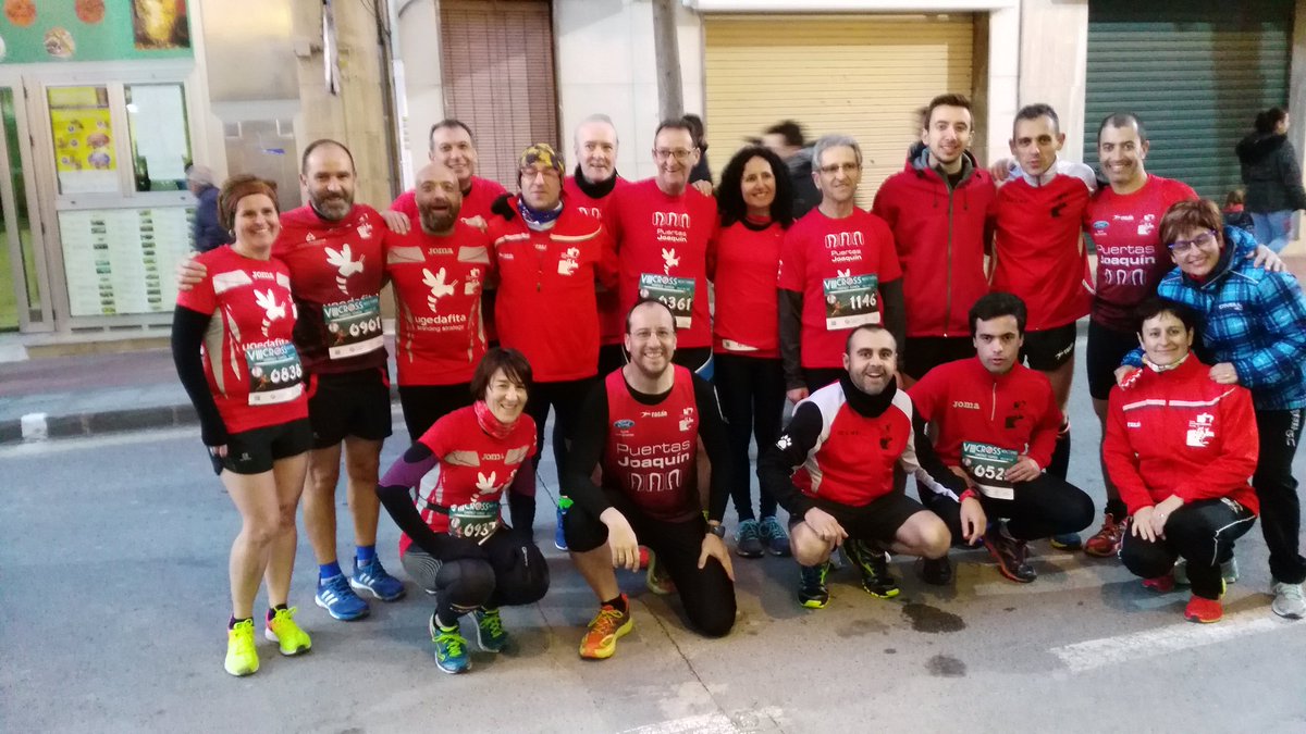 promesasvillena's tweet photo. Qué buen ambiente en el @CrossGGSax. Enhorabuena a la organización por el impresionante despliegue de medios y al numeroso público sajeño. https://t.co/bYWw9AgtRQ