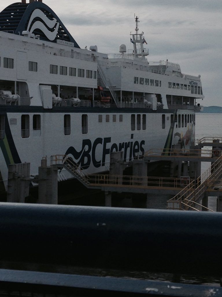 Boys are ready for a two-game trip to <a href="/Shawnigan/">Shawnigan Lake School</a> this weekend!! #diginorgivein