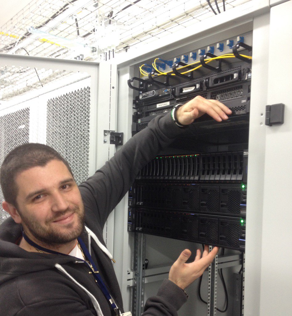 mignev's tweet image. More power every day. 450+ Cores and 3.6+ TB RAM are ready to host your apps with @sashidoio #parsemigration #NodeJS