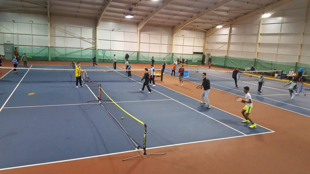 Brilliant day <a href="/draycottfitness/">Draycott</a>  for the #benendentennis festival! Top atmosphere and an even better turnout #vamos #aussieopen