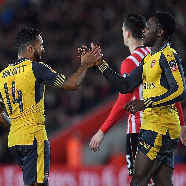 theowalcott's tweet photo. Welcome back @DannyWelbeck https://t.co/QOukLTY5mP