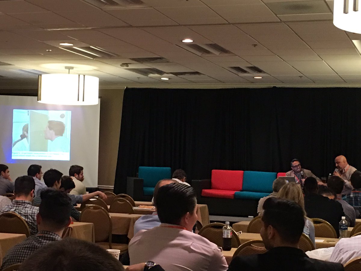 dranissaholmes's tweet photo. Drs. DiTolla and Austin from Accidental Geniuses entertaining the audience. #purejokes #vod17 https://t.co/tuWt5IOgR9