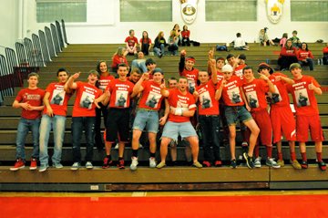 robert_coach's tweet photo. Miss this crew! https://t.co/yaWgRaRtLK