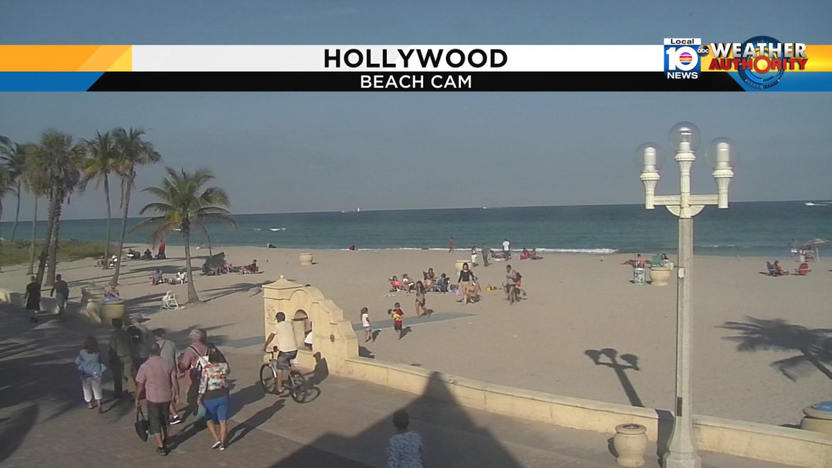 What a gorgeous day for the beach, but @TrentAricTV says tomorrow will be the complete opposite. https://t.co/ajnUFJRzBu