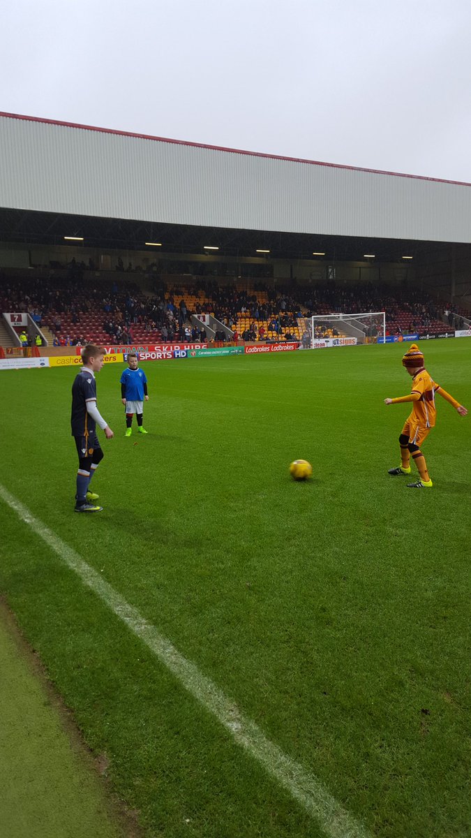 TheWellSociety's tweet photo. ππ JUNIOR STEEL | Glad to see our mascots enjoyed their day #siyw https://t.co/ftz6rrilV4