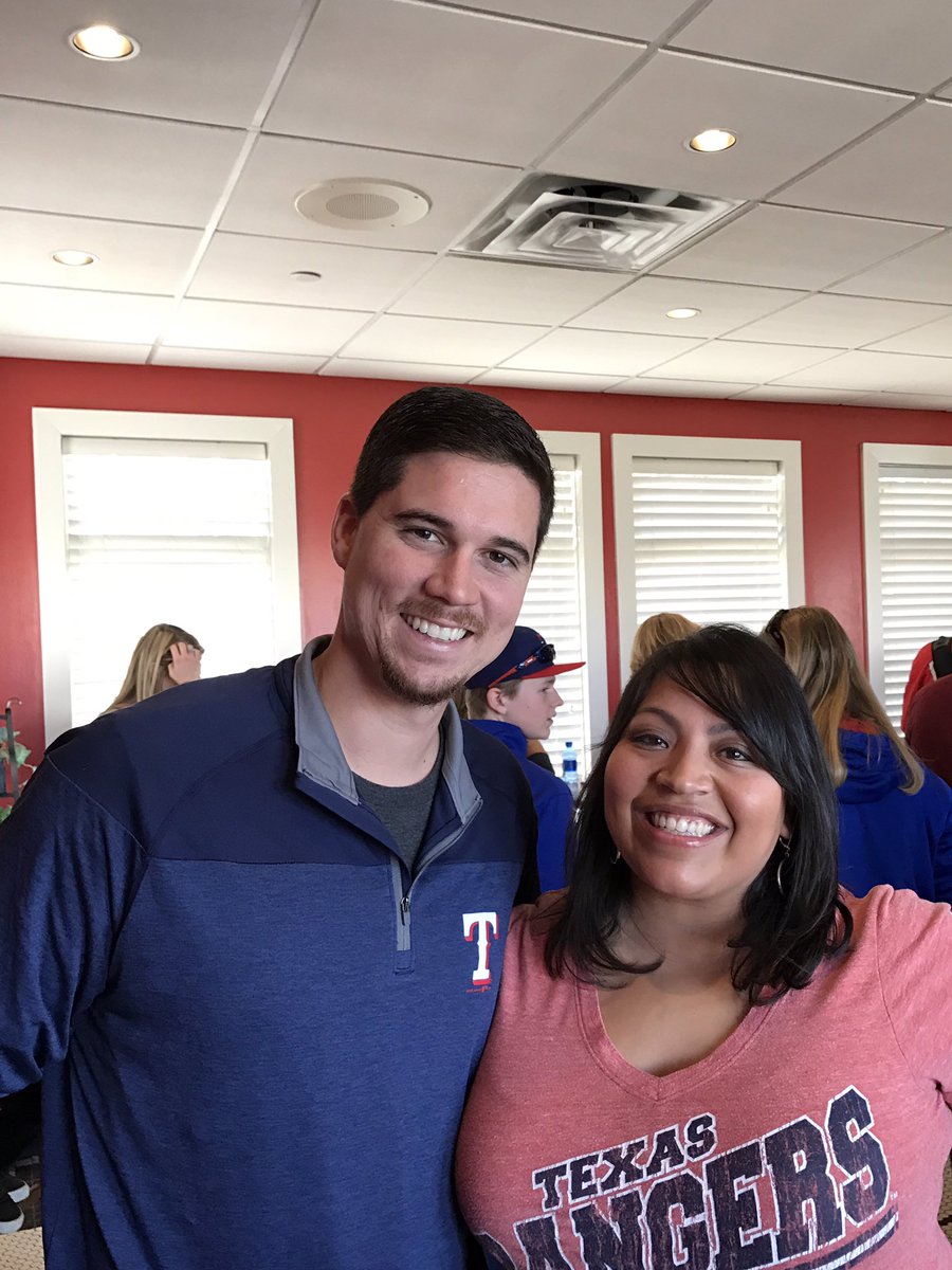 elcastorena's tweet photo. Thanks to the @RidersBaseball for hosting one of my favorite @Rangers /@losrangers #WinterCaravan stops! #VIPBrunch #readyforopeningday https://t.co/oaYl1PoCdk