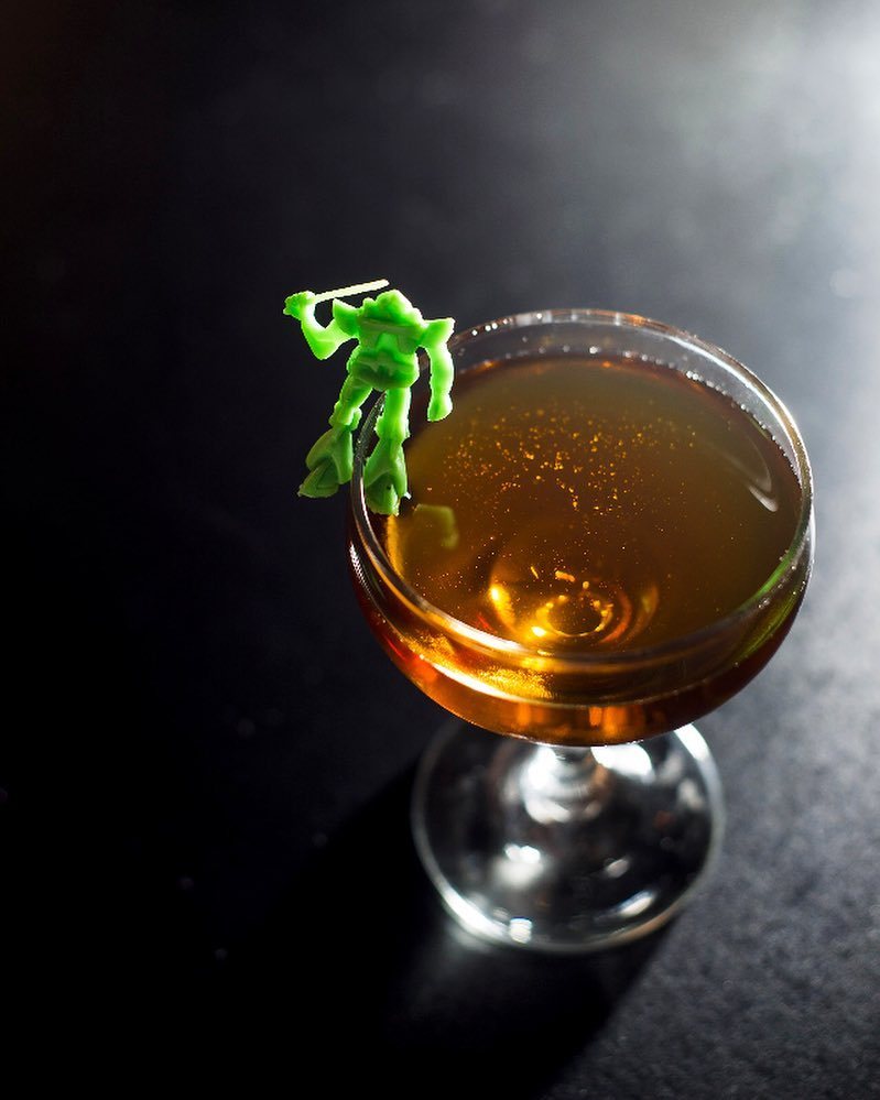 noremaCStudios's tweet photo. This cocktail was lookin' good last night too! 🍸#pdxdrinks #bithousesaloon https://t.co/edpGxtCdKe https://t.co/3HsZPwAELw