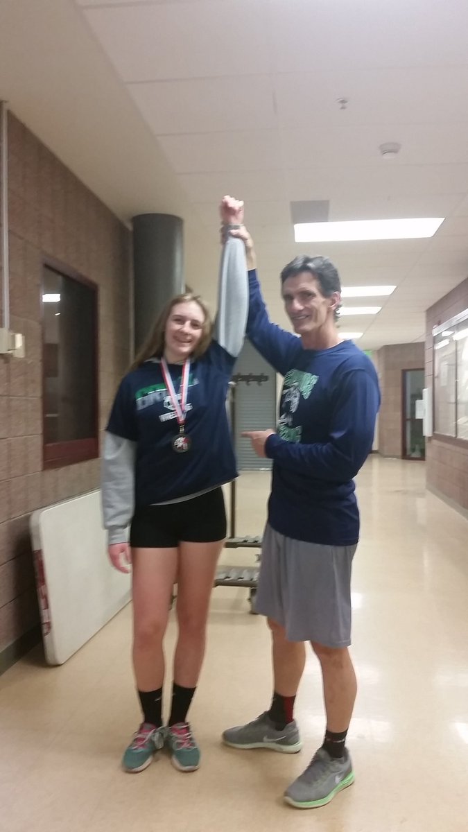ISSDPablo's tweet photo. Honored to corner #AK27, thx Coach Paul & Carnes for letting @ISSDPablo represent @TRidgeWrestling in the chair.#notechnicals #getchur5HIGH https://t.co/8jftYzCdJH