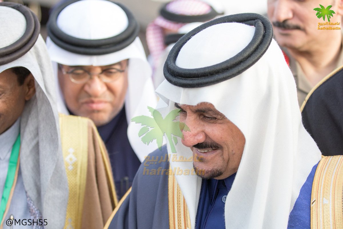 بحضور أكثر من ٢٠٠٠ زائر 
محافظ #حفرالباطن 
يدشن #مهرجان_حفرالباطن_الربيع_والتراث
الذي يستمر لمدة ٣٠ يوما بفعاليات متنوعة