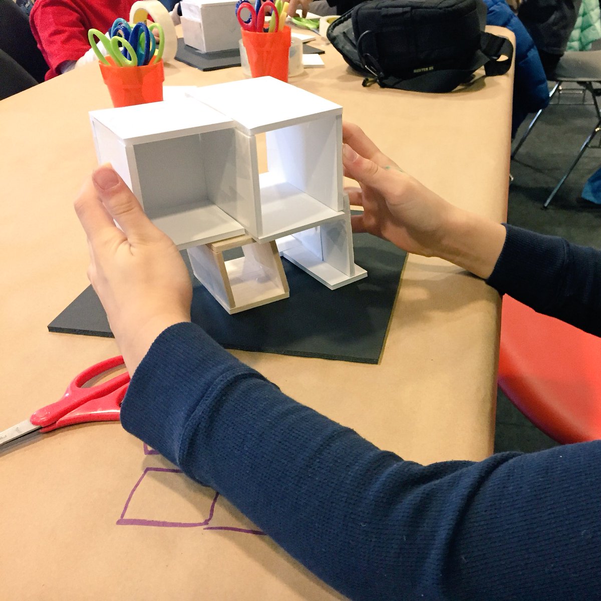 BethWatersNeuro's tweet photo. Saturday success: James Paulius inspired us with his
#blockitecture-based class @cooperhewitt #Engineering #designthinking #STEM @Areaware https://t.co/WRsVmbM37H