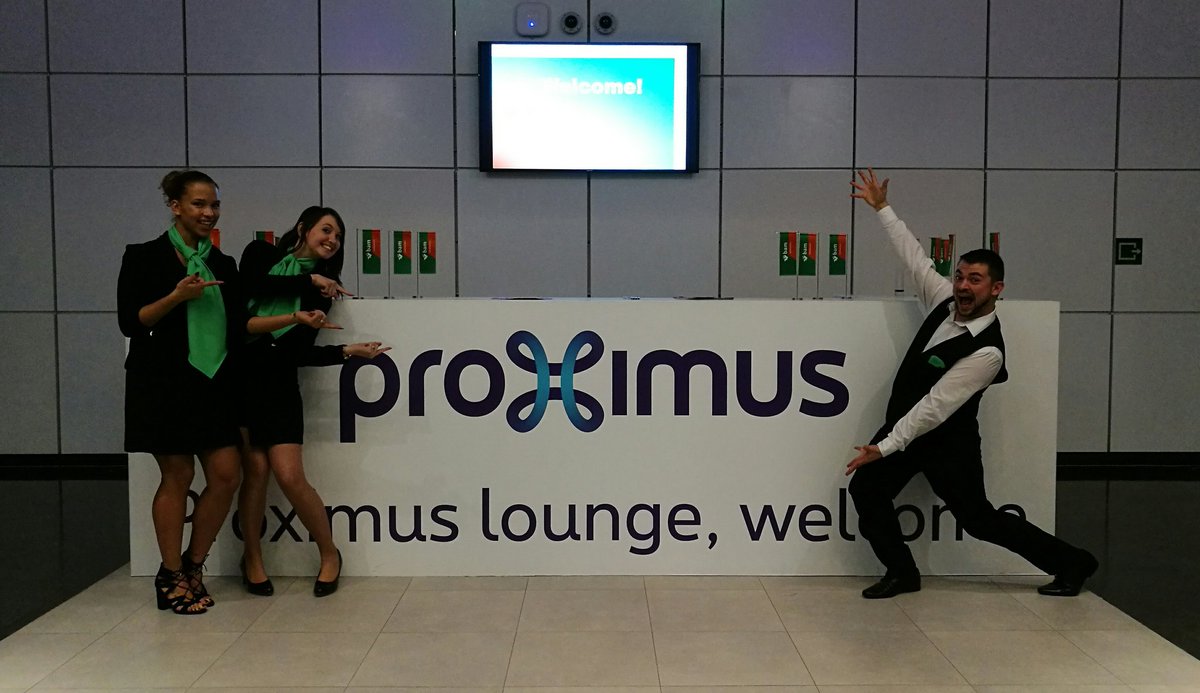 BeBoosted's tweet photo. @BeBoosted team live @ #Proximus! #hostess #eventplanning #Events https://t.co/kr7fFPr6Sj
