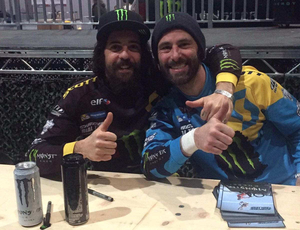 MonsterEnergyAT's tweet photo. Die Show war der Hammer! Jetzt Signing Session! #KingsofXtreme https://t.co/WkogssLb13