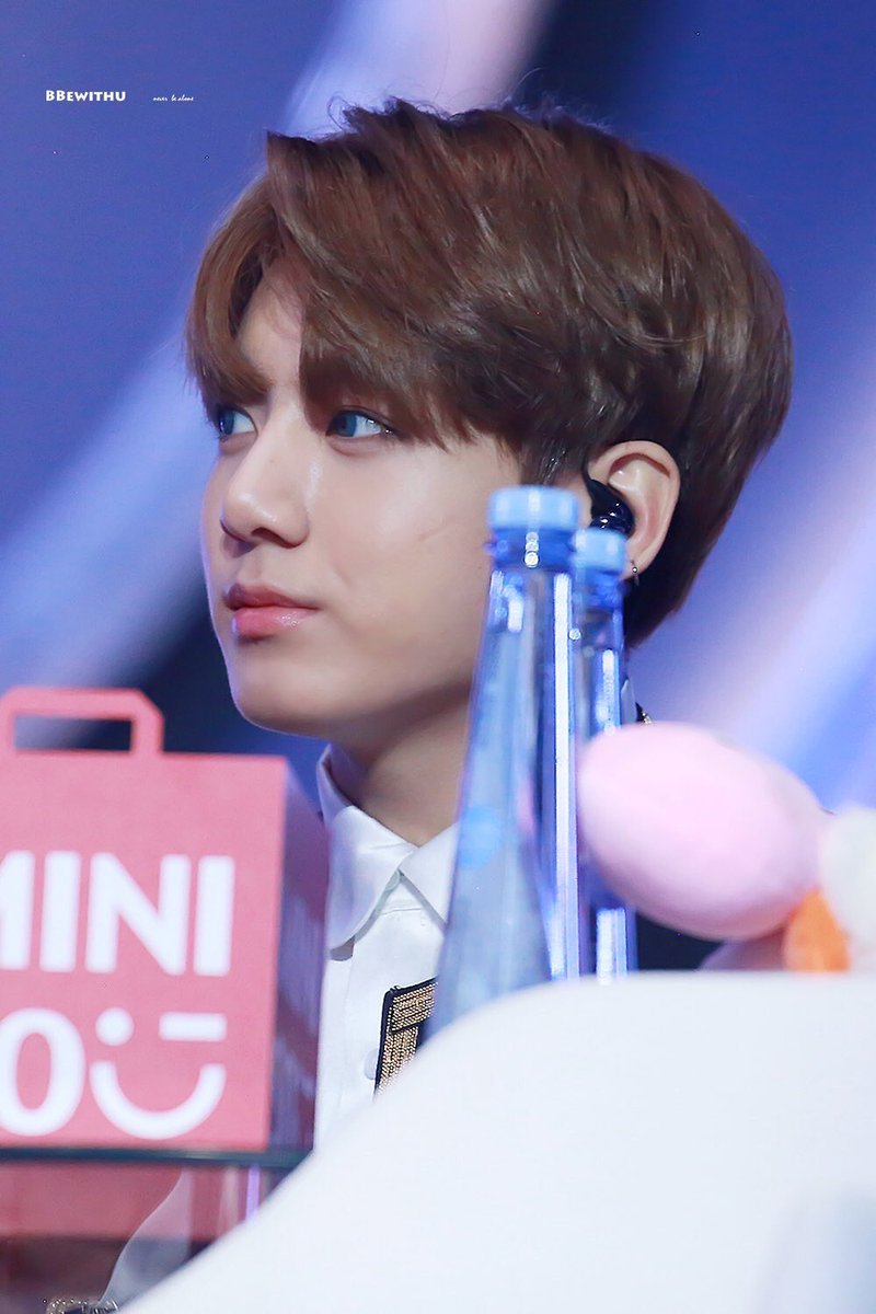 170114
#정국 
#전정국 
#방탄소년단