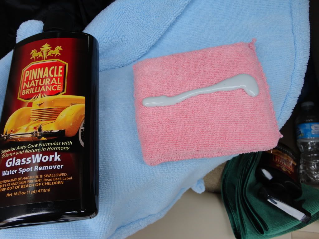 Pinnacle #GlassWork Water Spot Remover - remove water spots and road film without scratching glass!

#WaterSpots #ScratchGlass