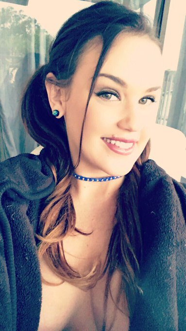 School girl look tonight! I'll be live from 5:30-7pm Est tonight https://t.co/odPLC2rhjl @StreamateModels<a href="/tag/anal"class="tags"><span>#anal</span></a><a href="/tag/nsfw"class="tags"><span>#nsfw</span></a><a href="/tag/slutty"class="tags"><span>#slutty</span></a>