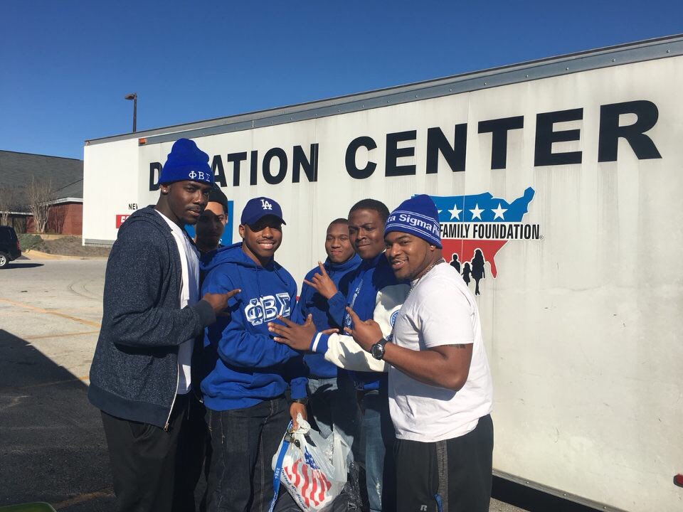 rozay_goatman's tweet image. Me and my brothers doing service #MuKappa #ΦΒΣ