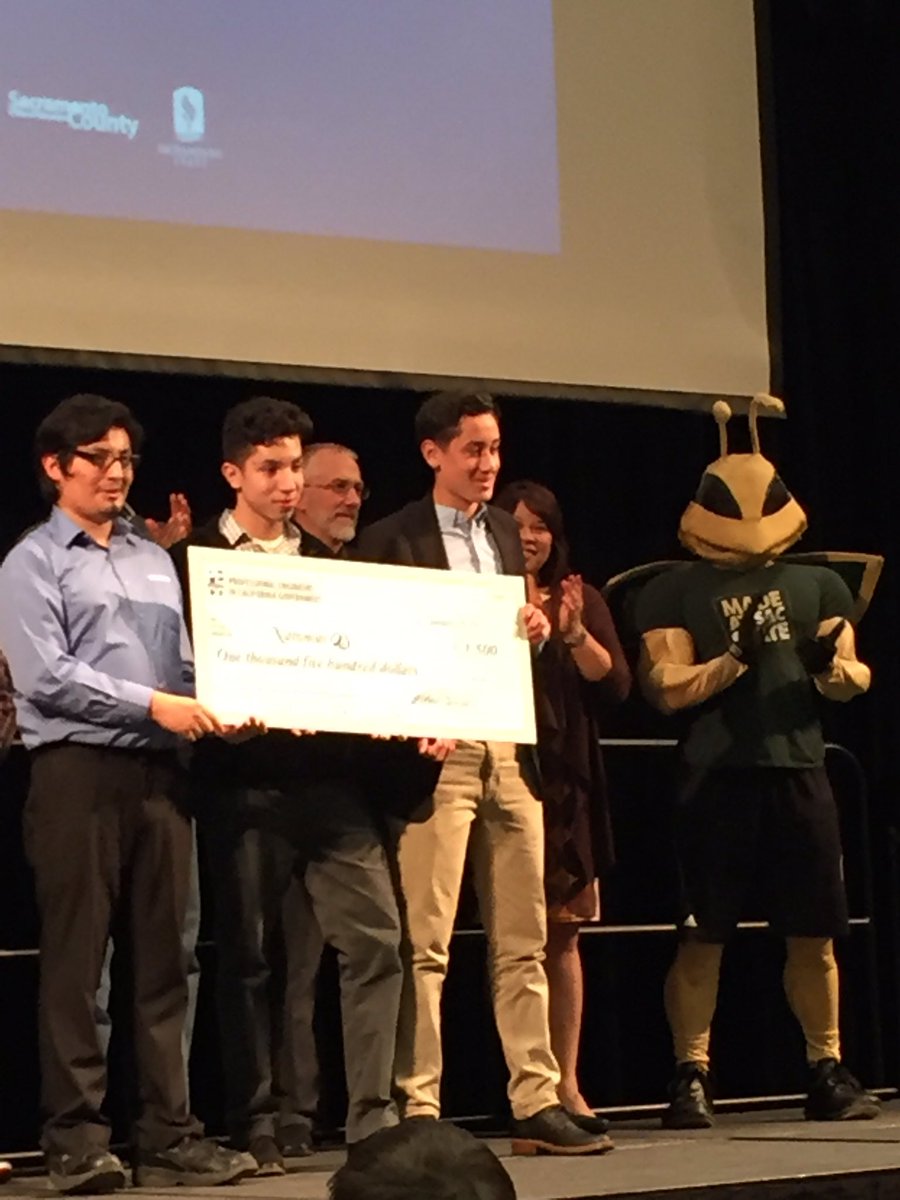 Yuri_Penermon's tweet photo. NIGHTHAWKS WIN!!! 1st place and 1500.00 prize. CAWWWW!!! https://t.co/np7g46wDTK