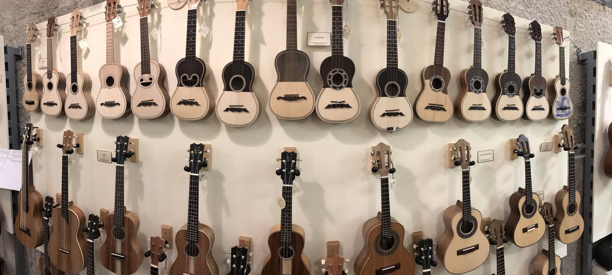 icomglobal's tweet photo. #funfact about the #Porto region: it's the birthplace of the #eukelele - Calling all talent for #icom17 tribute https://t.co/qwNLZbIHxm