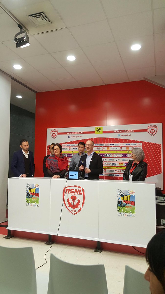 francoisenicola's tweet photo. En direct du match #ASNL #Bordeaux lancement du 4eme Forum "Un but un emploi" avec #poleemploi #adie #ASNL #DLSI le 9/3/17 https://t.co/BmPiJUc2fV