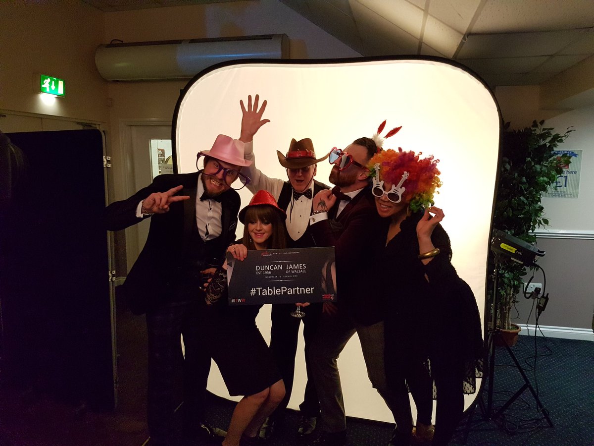 hellofotobooths's tweet photo. The party just started!!! #PhotoBooth #ITWW https://t.co/LScb3aqCjM