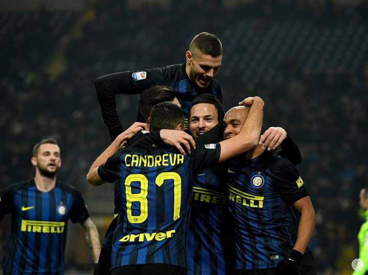 PabloCarrizo30's tweet photo. Ottima prova del 9!!!!!
Forza @Inter β«π΅
#amala #FCIM #JPC30 https://t.co/w1zNsU8eEB