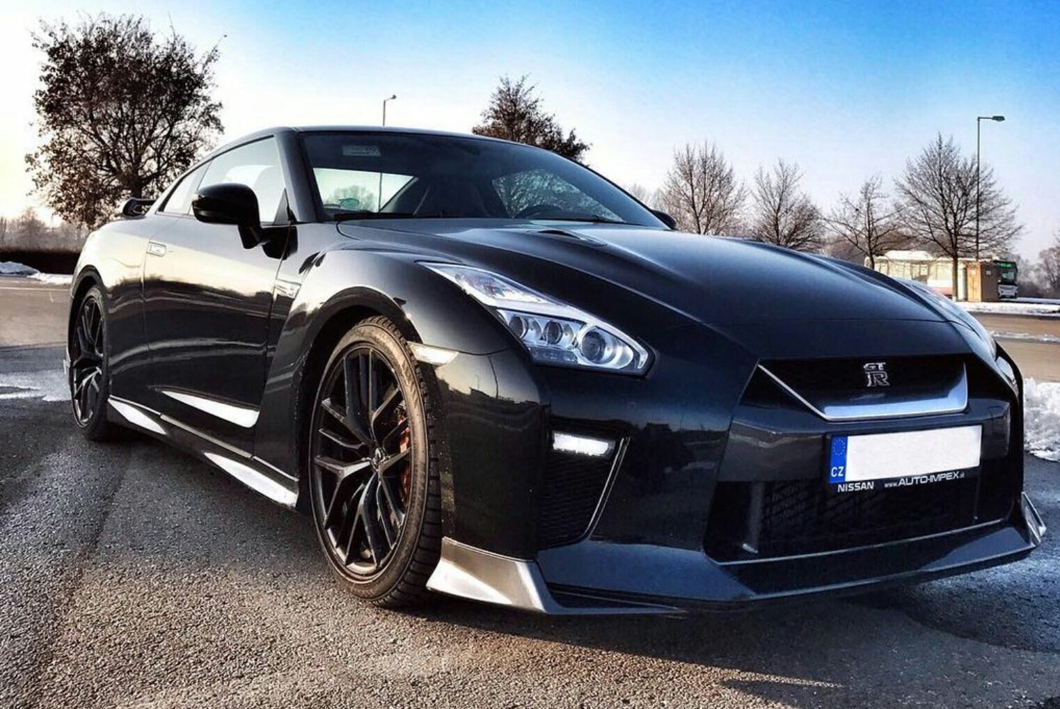 Twitter 上的 Kakeru K 昨日こいつが走っとった 17 Gt R R35 黒の光沢は半端なくかっこいい エンジン音もめっさ かっこいい 動画撮ろうとしたけど 速すぎて無理だったʬʬʬ ラントレしに行って正解だったよ Gt R Gt R R35 17 T Co 8nwovw1uny