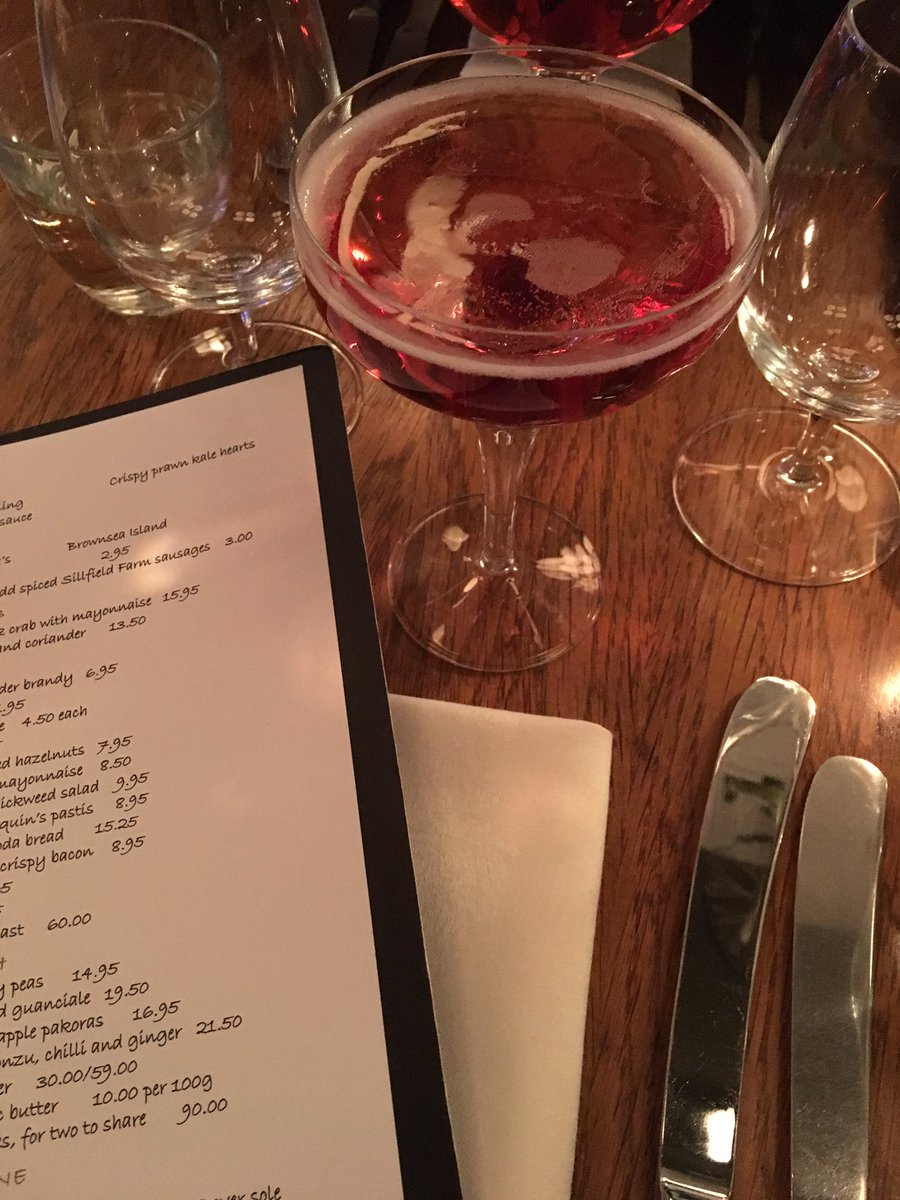 claire_aylward's tweet photo. A Hix Fix is always my first choice @HIXRestaurants #hixsoho https://t.co/gl2oEDMJQU