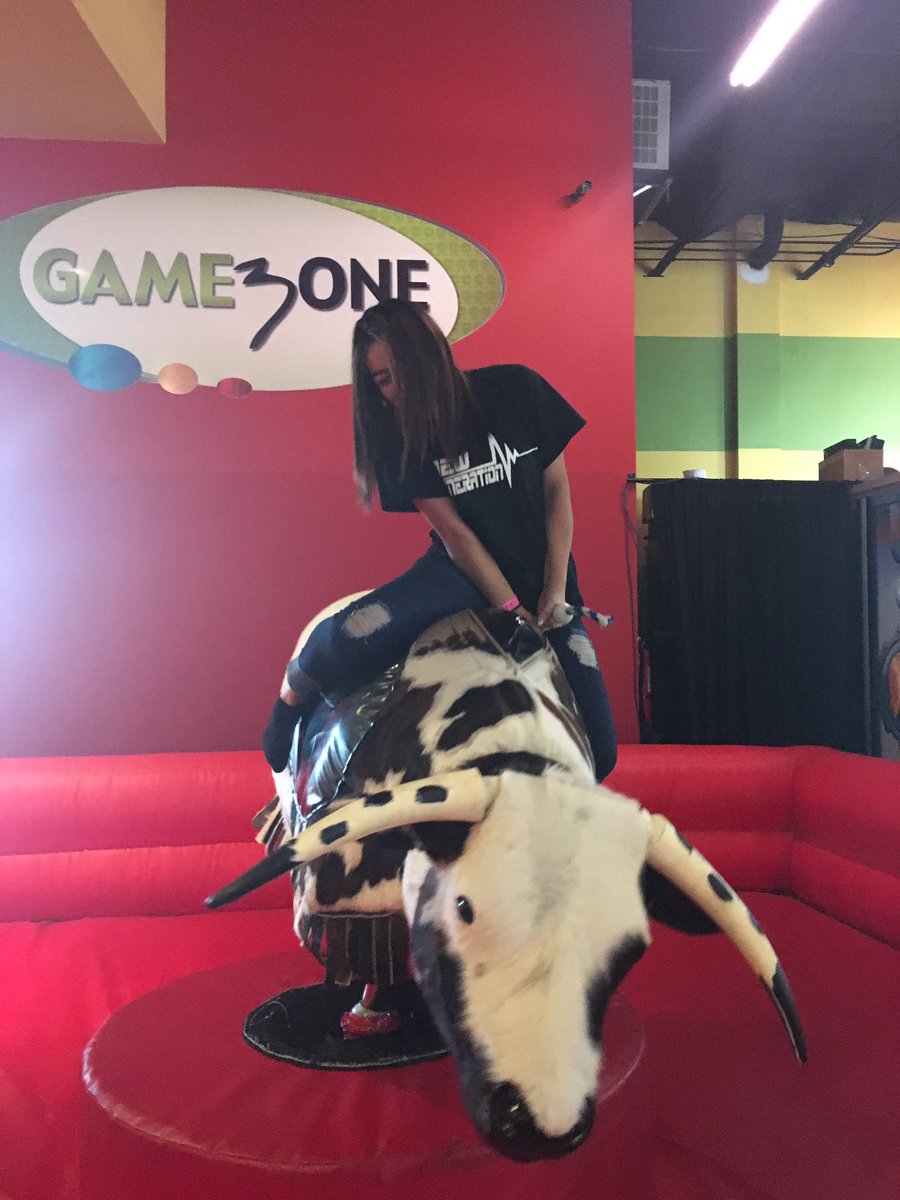 Explorers1103's tweet image. Bull riding