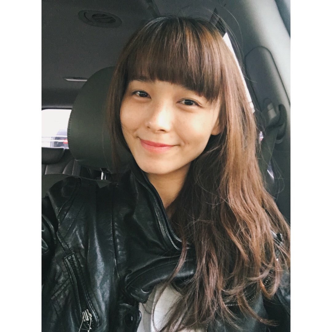 Min Sun Ye Baidu Bar on X: Sunye new IG profile pic