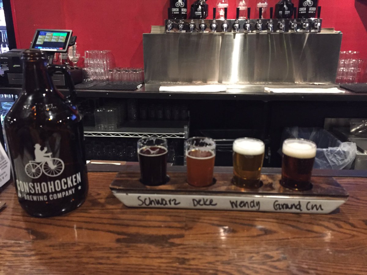 liizziiieeeee's tweet photo. Happy Saturday at our favorite @conshybrewing https://t.co/7cRlwzTE7z