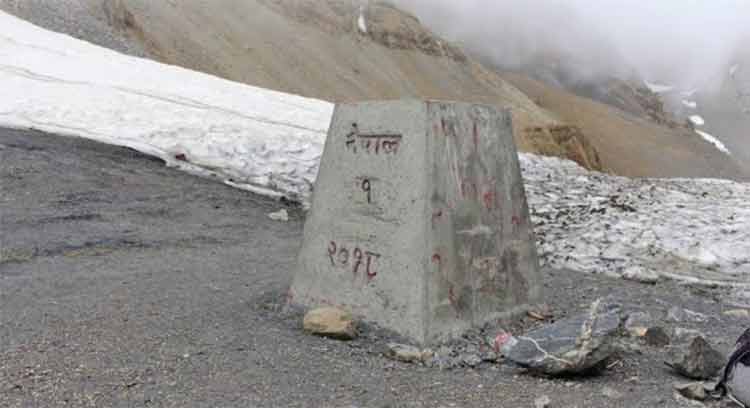 onlinesuchana's tweet photo. भारतले दसगजामै बनायो पक्की सडक र नाला
https://t.co/kChwLMspGg https://t.co/zBZQedHs5q