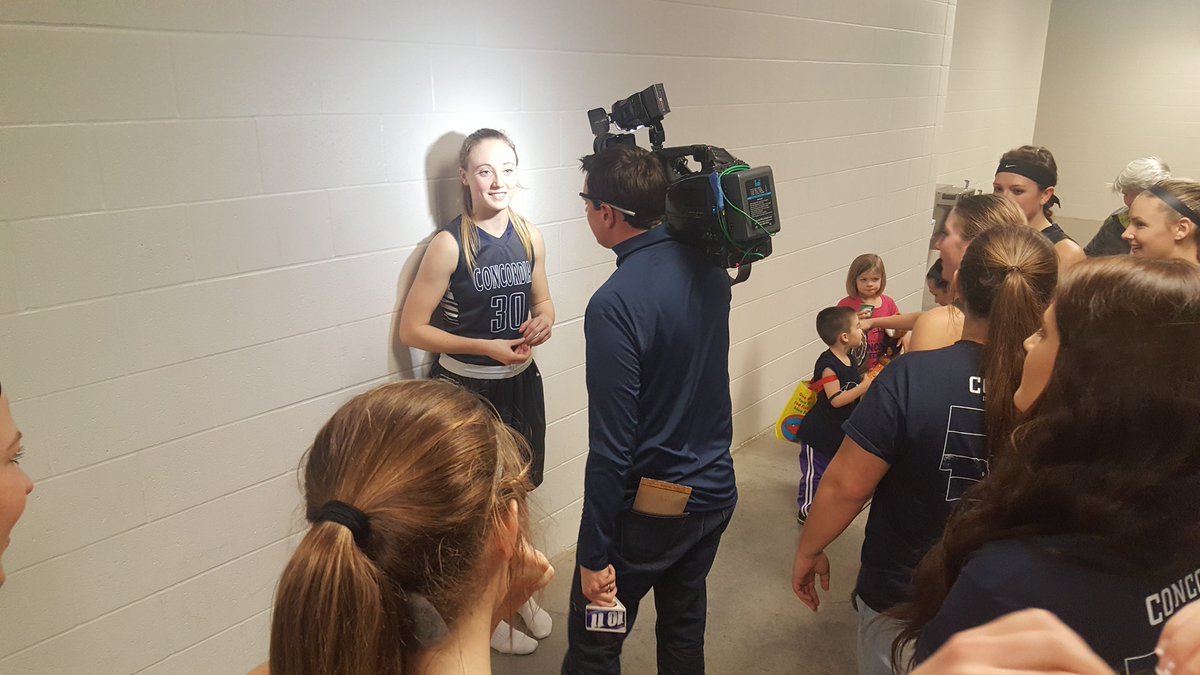 BulldogsRetired's tweet photo. #CIT2017 MVP's were also the #CIT2016 MVP's! Congrats to Chandler Folkerts and @QuinnWragge! https://t.co/wX0NdGrzjf