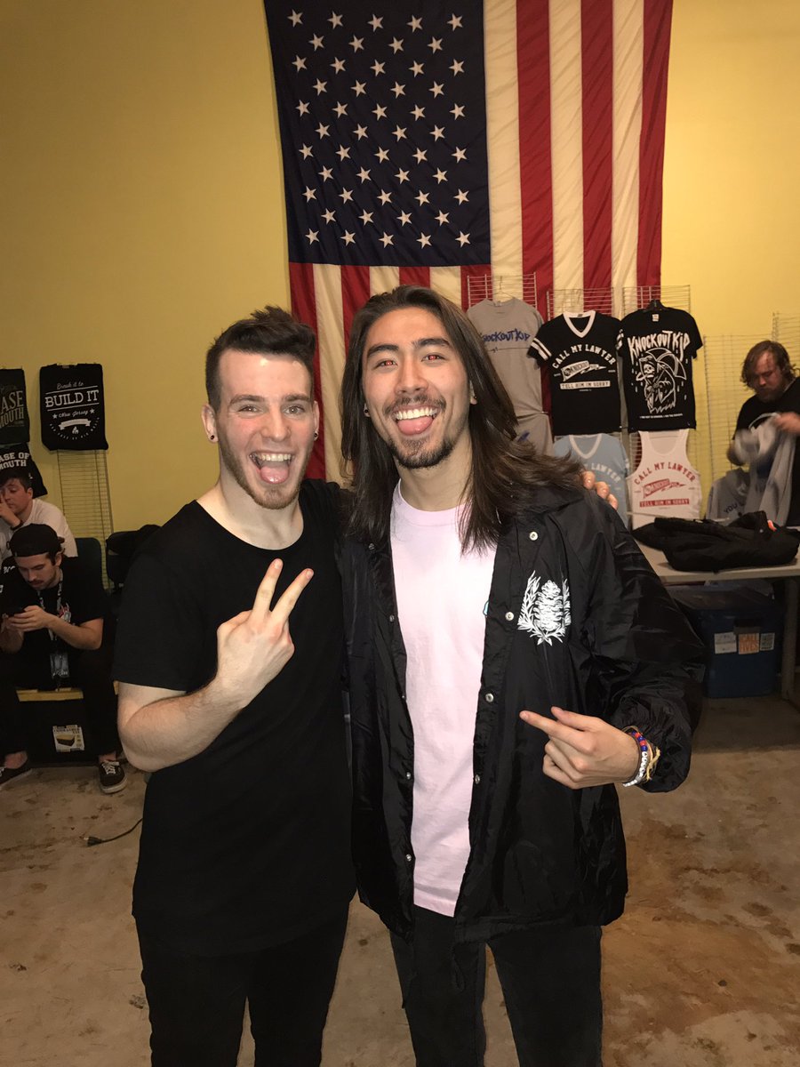 WhereIsJustin⚔️ tweet media