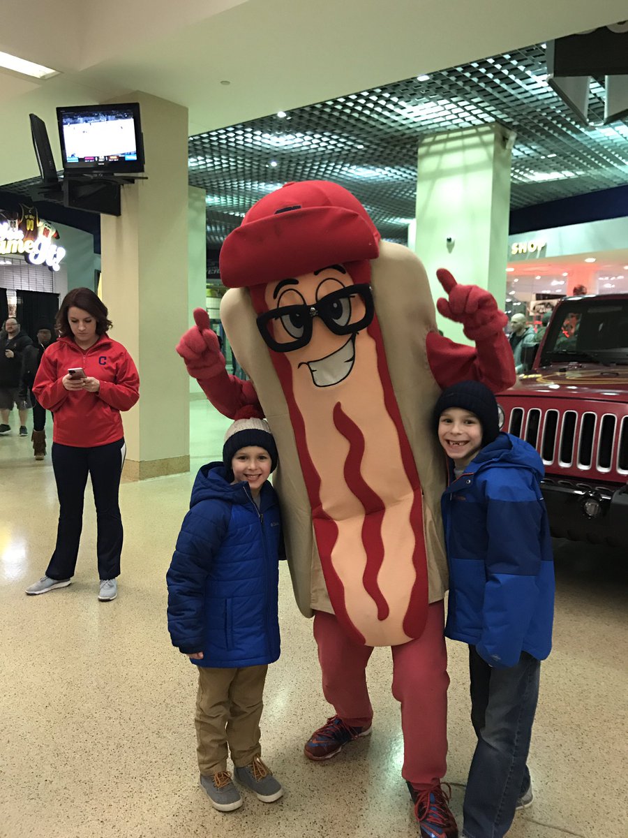 Blue_Envelope's tweet photo. @monstershockey  #tribetribute https://t.co/kMPey2w4j5