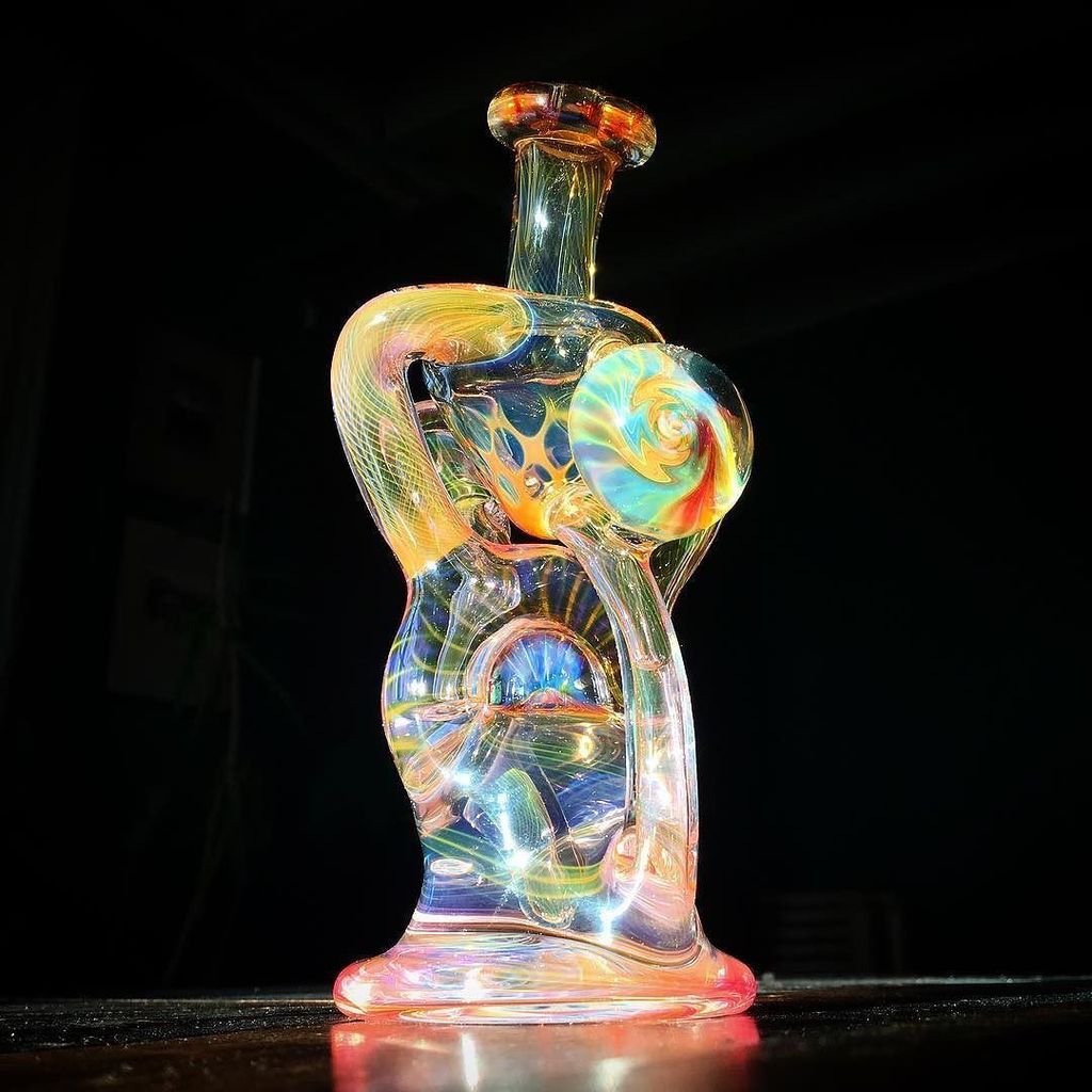 concentr8s's tweet photo. RT glassbarons That easeglass #Archcycler is seriously insane. Go follow this dude. #headyaf #glassporn … … https://t.co/PYSm5uXNFG