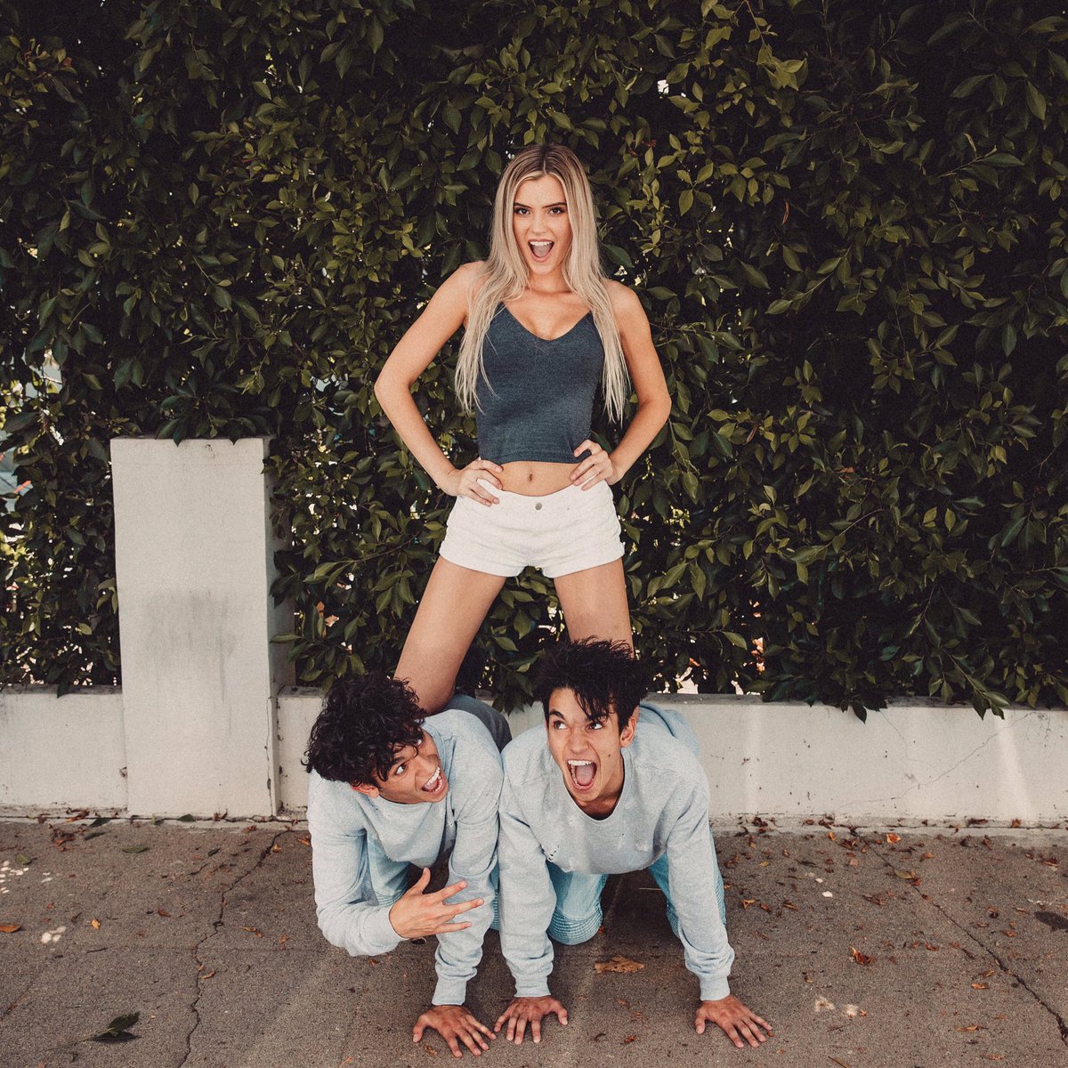 HAPPY 18th BIRTHDAY TO MY TWINNIES!!! @marcusdobre @lucas_dobre 🎉🎈✨🎂 you're finally legal .... oak? 😂