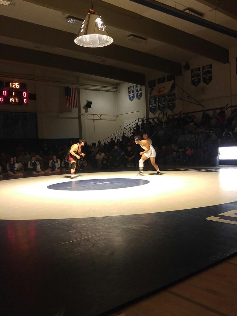 CheetoBarrera's tweet photo. Final match coming up for Gilroy Antonio Andrade going for 1st at 197 #MidCals https://t.co/V33AO8eGUG