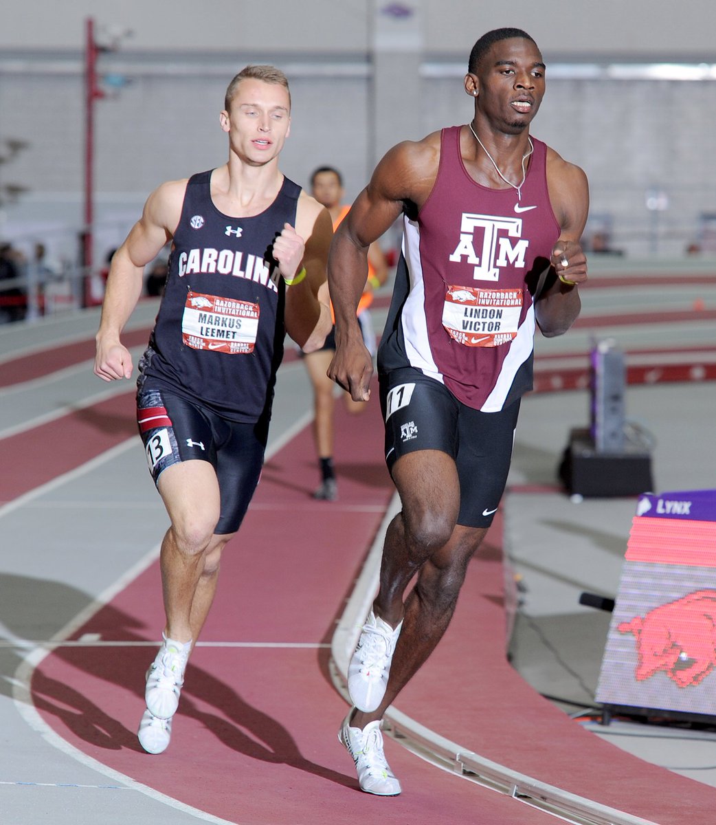 aggietfxc's tweet photo. Aggies break collegiate record in 4x400 relay, run fourth fastest time ever in world. https://t.co/Mmxkhl6qvE https://t.co/JPniXifjMB