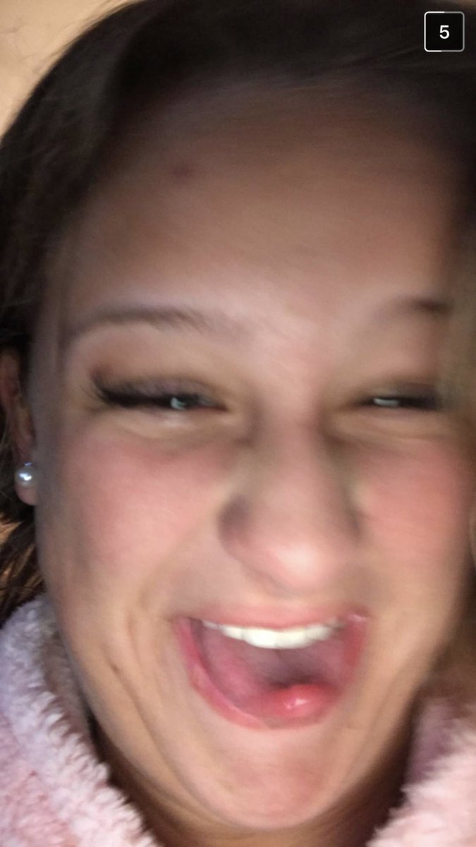 dbdbdbdbdbdvd's tweet photo. HAPPY LATE BIRTHDAY TO MY BEST FRIEND bcz im a horrible best friend and forgot to post it on her birthday #july18 #illremembernexttime https://t.co/XWjiOU5NCY