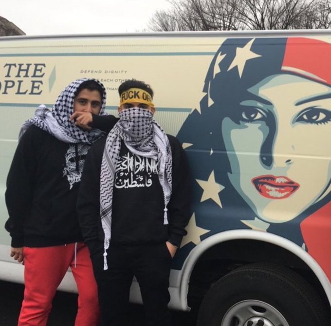 Ver imagem no Twitter Ver imagem no Twitter