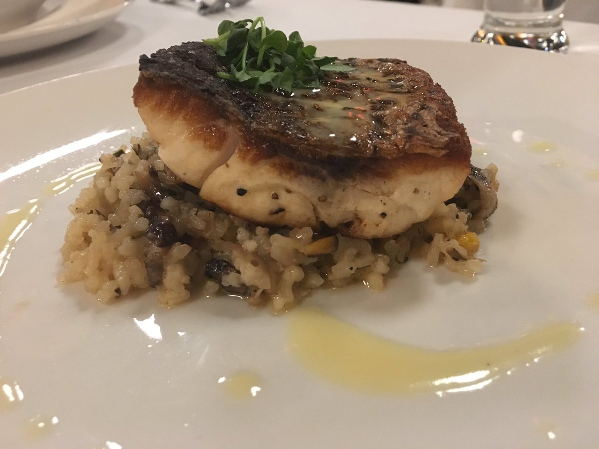 ShockerTG's tweet photo. A perfect way to end #ictdining #WRW17. Everything was amazing. There was dessert and it was delicious (not pictured). @georgesbistro https://t.co/mMJ156Eggg
