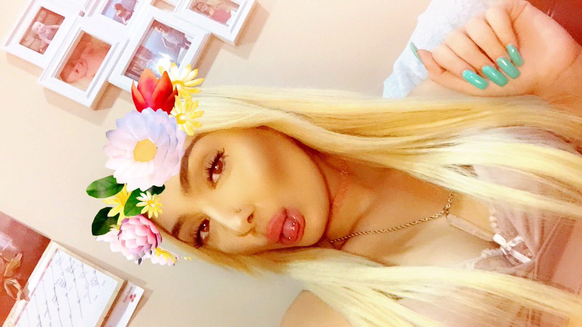 Moniquefernandz's tweet photo. 💘 https://t.co/QHmZRgvAp3