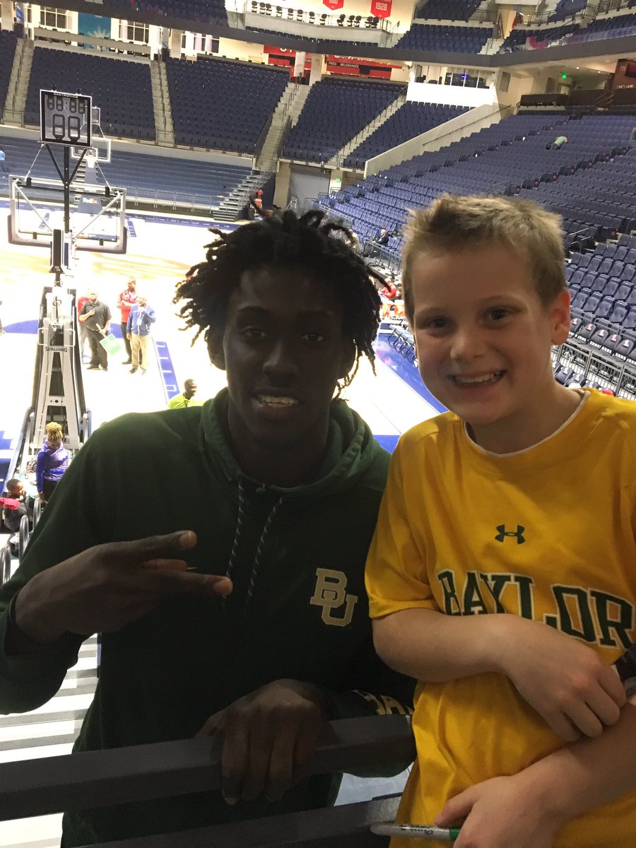 am_goad's tweet image. Thank you @BaylorMBB and @BUDREW for making this kid's year! We will never forget it!! #sicem #baylorproud