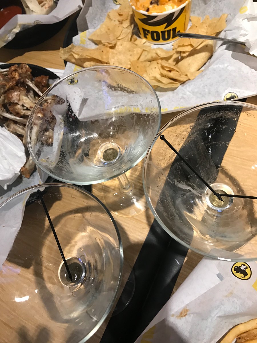 melcool7868's tweet photo. @BWWings I thought after the first one I'd get lucky, but I guess not. Use a dishwasher much? #DirtyDishes @MyCascade WE NEED YOU https://t.co/aFC78tfggW