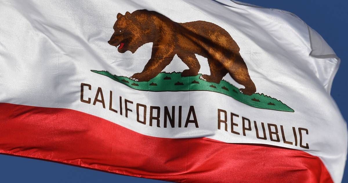 mic's tweet photo. California is officially one step closer to seceding from the United States. https://t.co/7XfjqjKEMv https://t.co/kgjUKottRz