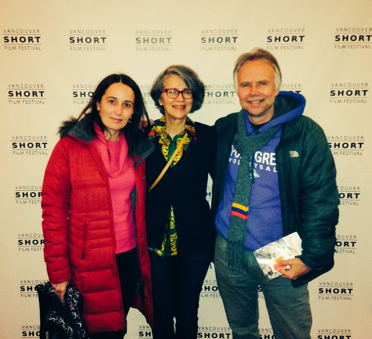VivasMunro's tweet photo. Excited to be at the Vancouver Short Film Festival #VSFF2017 #BCFilm #SupportIndieFilm 🎬🍿⭐️🥂 https://t.co/RKMZPqrxqR